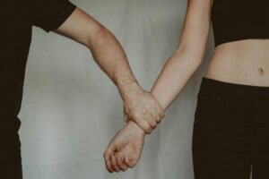 Legal steps to leave abusive relationship safely