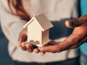 Family home dispute during divorce in Ontario
